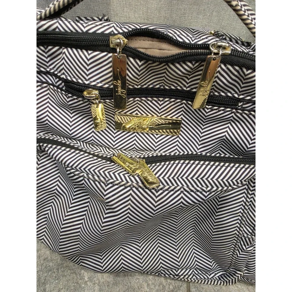 JuJube Backpack Diaper Bag Black & White, Adjustable Strap, Backpack Straps